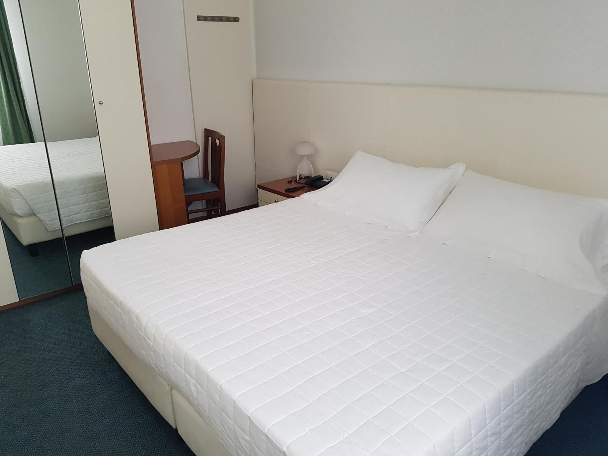 Hotel Sorriso Milano Marittima Kültér fotó