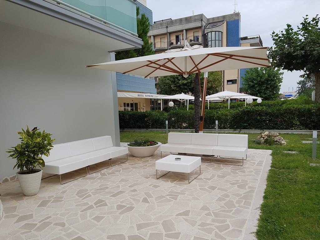 Hotel Sorriso Milano Marittima Kültér fotó