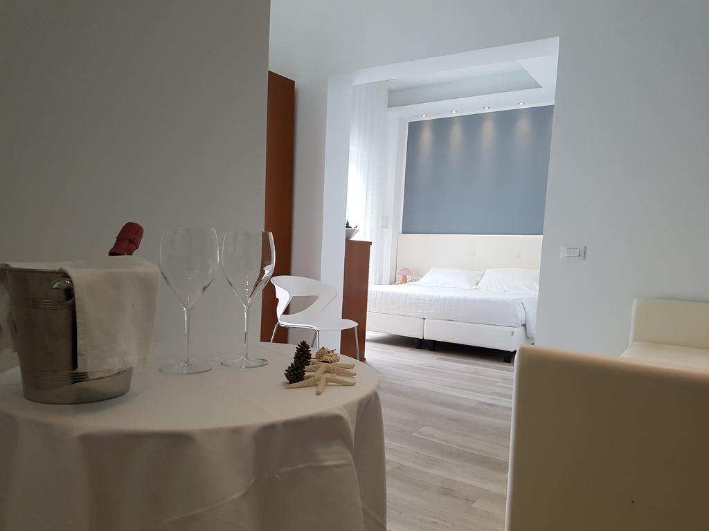 Hotel Sorriso Milano Marittima Kültér fotó